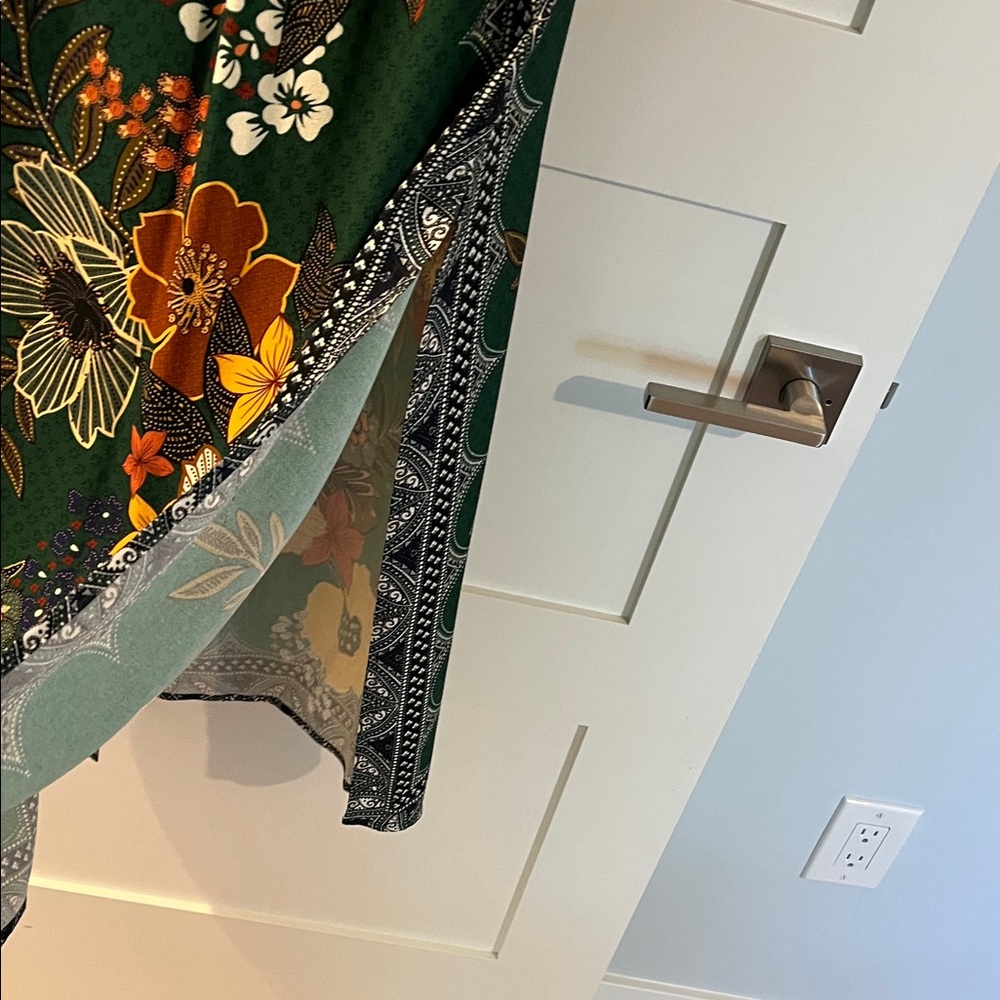 Floral Green Maxi Dress - Picture 6 of 12